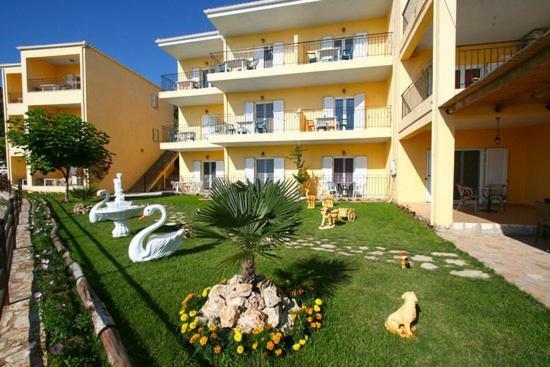 Alexios Apartments Perdika  Dış mekan fotoğraf