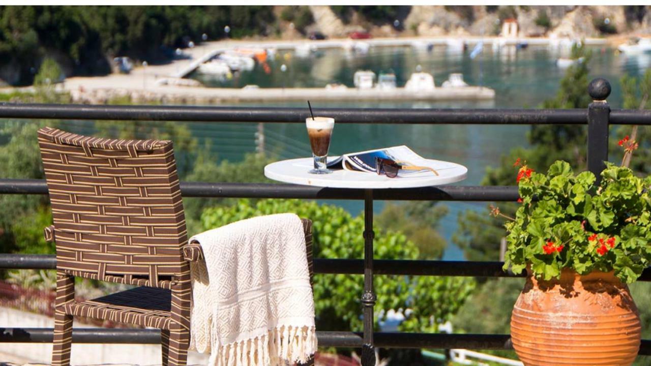 Alexios Apartments Perdika  Dış mekan fotoğraf